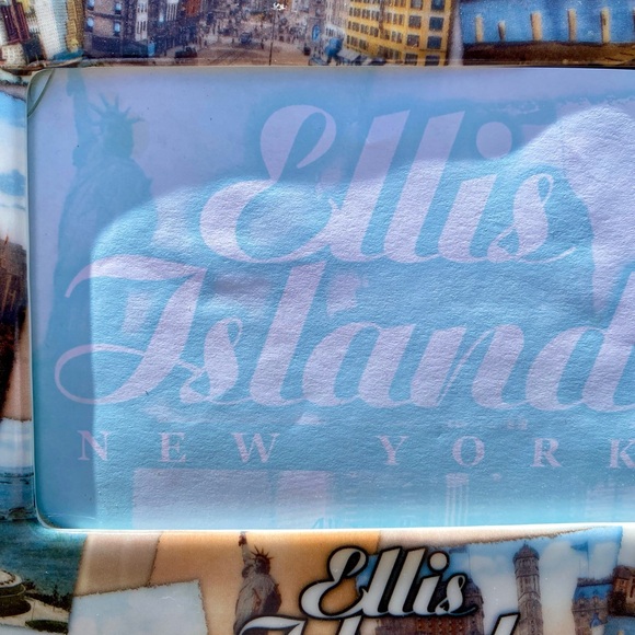 Ellis Island photo frame - Picture 4 of 4